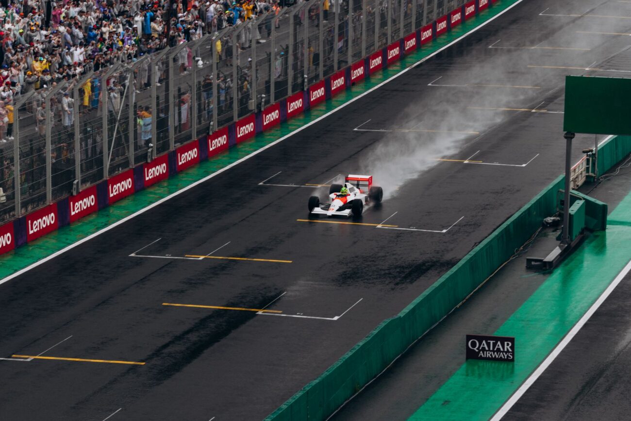 Lewis Hamilton pit call